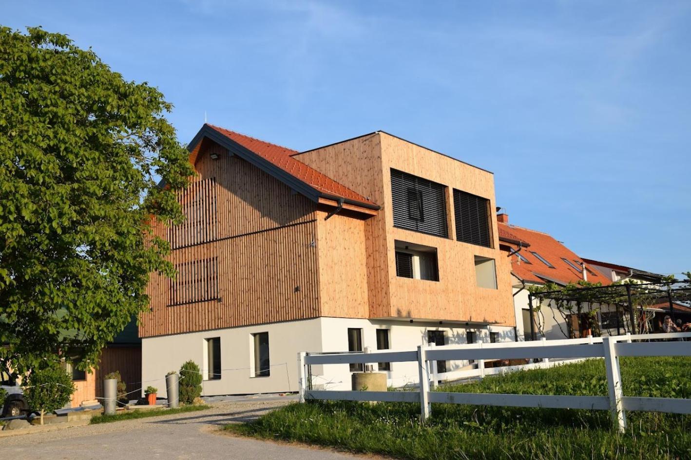 Hotel Frost Maribor Extérieur photo