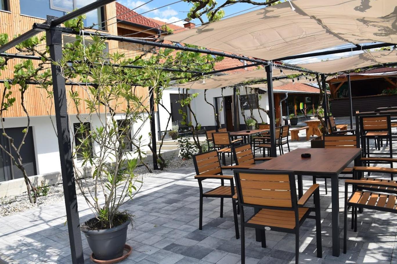 Hotel Frost Maribor Extérieur photo