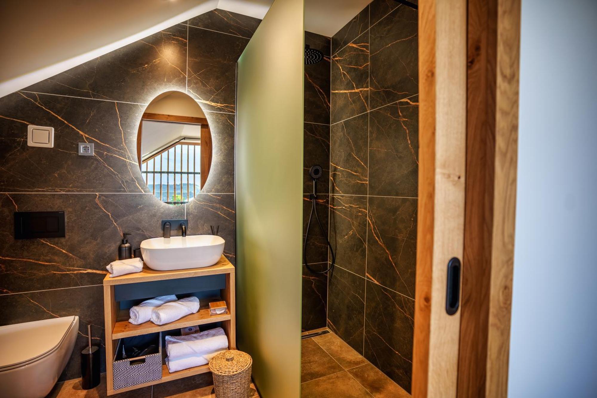 Hotel Frost Maribor Extérieur photo